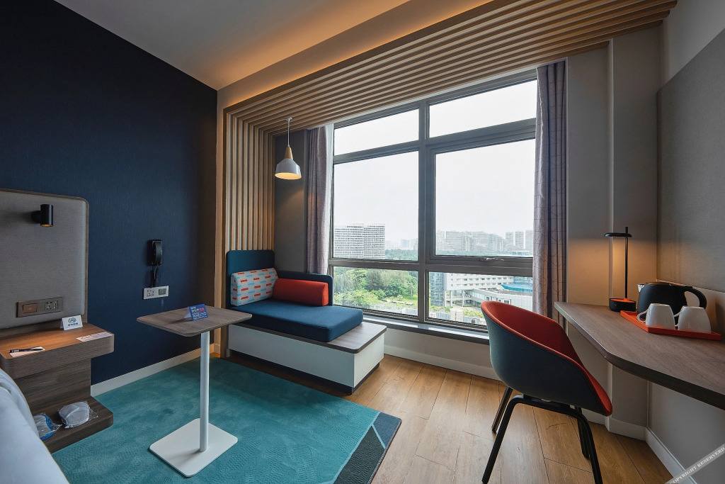 Бэйхай: Holiday Inn Express Beihai Silver Beach, an IHG Hotel