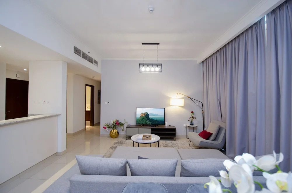 Дубай: Spacious Luxury 2BR Apt in Dubai Hills