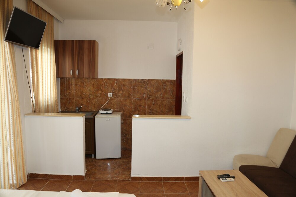Ульцинь: Fantastic 1-bed Apartment in Ulcinj