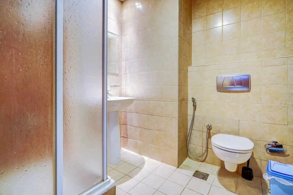Дубай: Palatial 2BR Apartment with Sleek Finish
