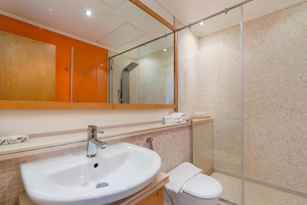 Дубай: Luxe 2BD Magnificent Marina View Beach 5minswalk, Dubai