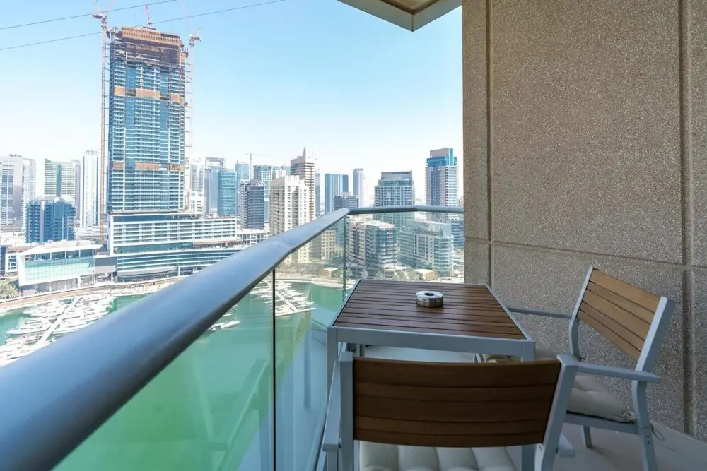Дубай: Luxe 2BD Magnificent Marina View Beach 5minswalk, Dubai