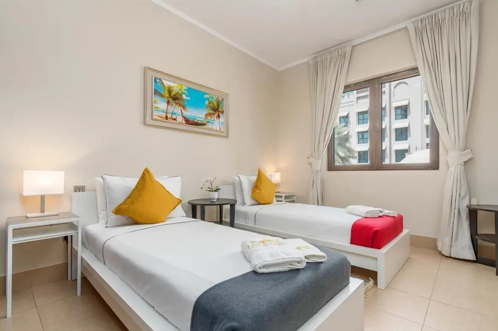 Дубай: 3BR Maids Sleeps10 Downtown Old Town Burjviews, Dubai