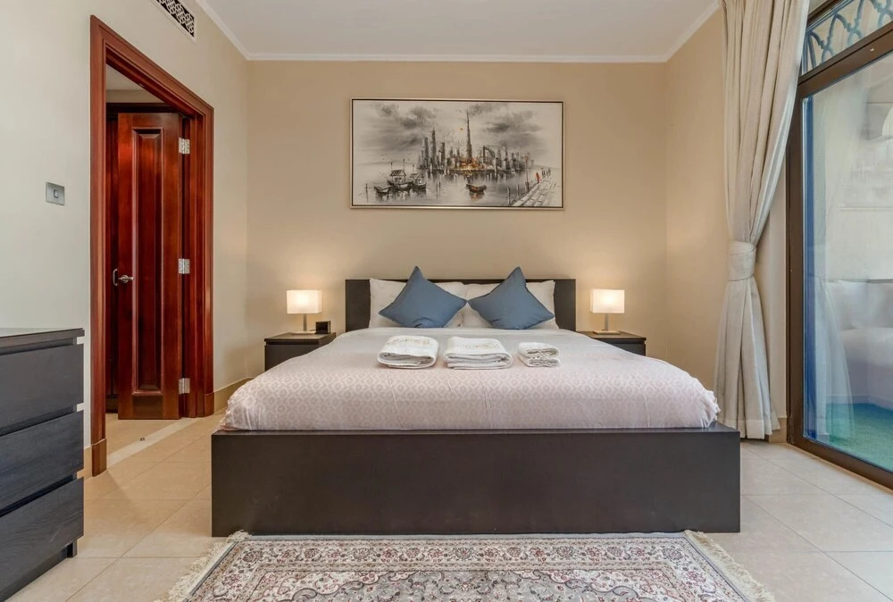 Дубай: 3BR Maids Sleeps10 Downtown Old Town Burjviews, Dubai