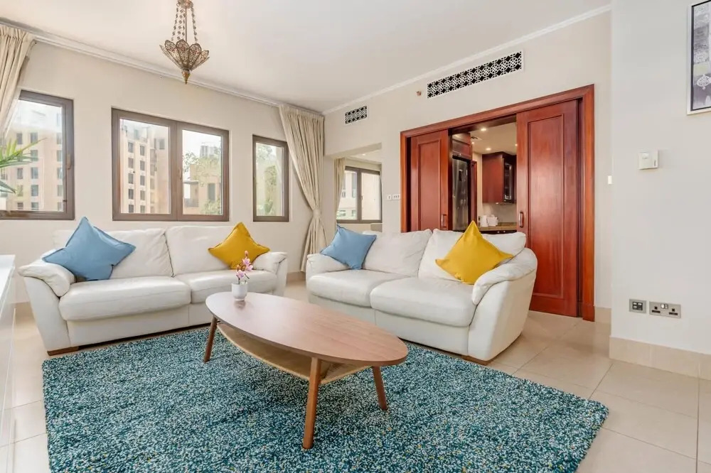 Дубай: 3BR Maids Sleeps10 Downtown Old Town Burjviews, Dubai