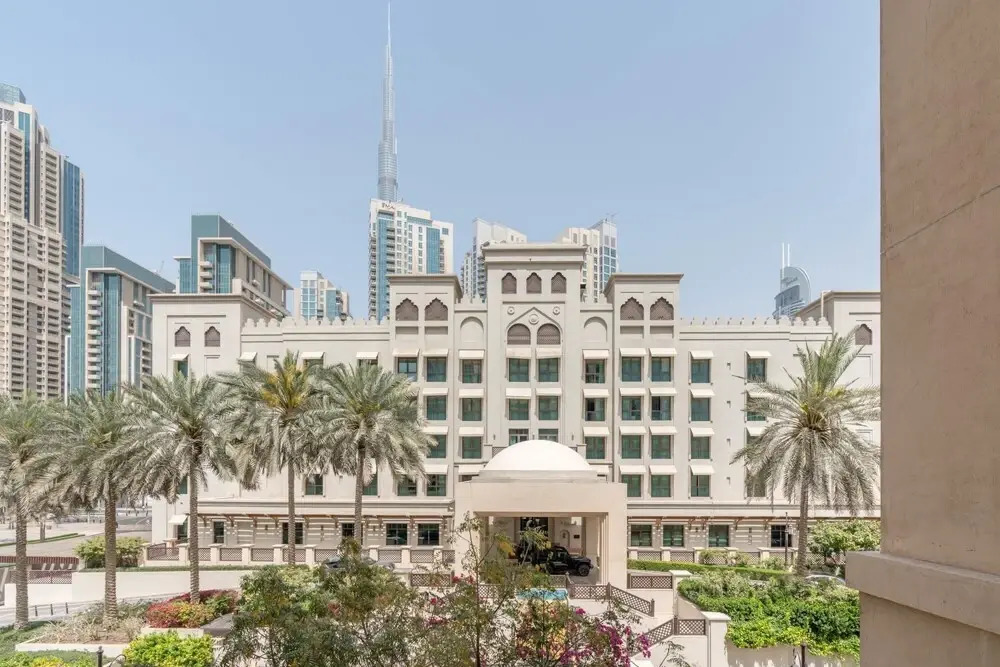 Дубай: 3BR Maids Sleeps10 Downtown Old Town Burjviews, Dubai