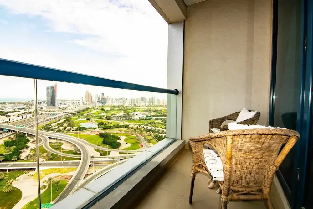 Дубай: Jlt1bd Duplex Golf Sea Views Weekly Cleaning, Dubai