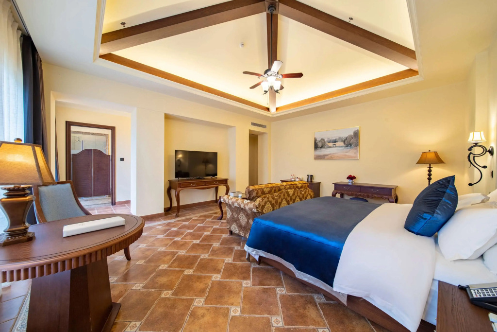 Яань: Howard Johnson by Wyndham Yaan Forest Resort