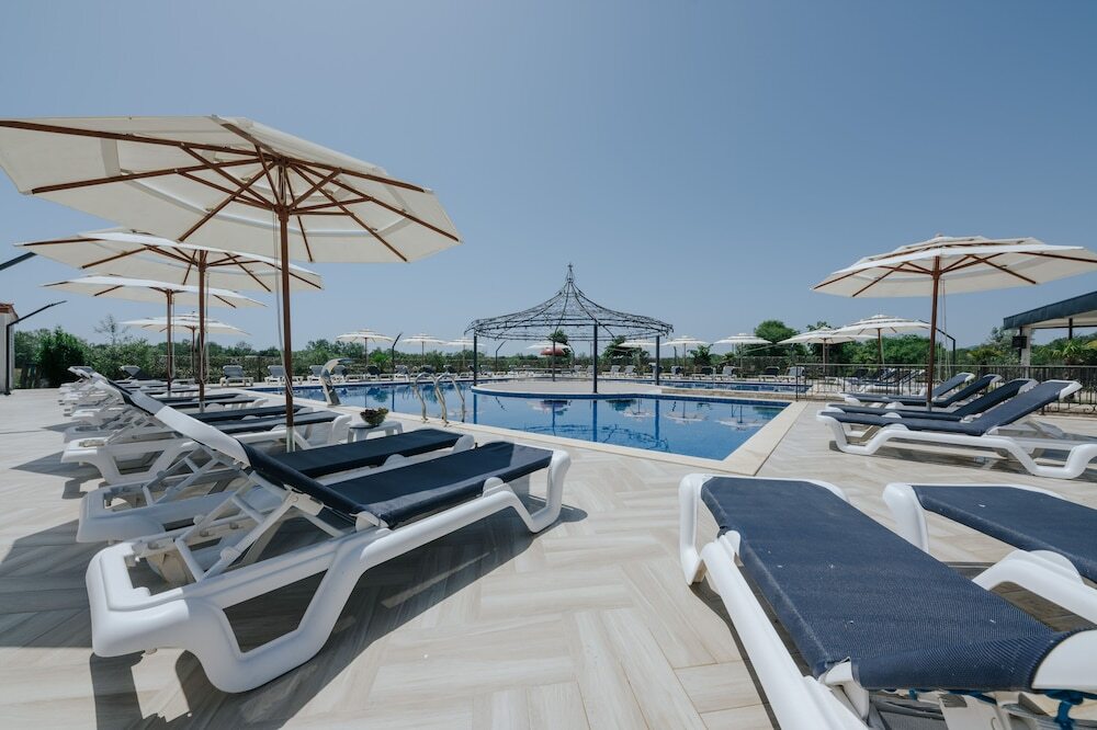 Ульцинь: Imperial Resort