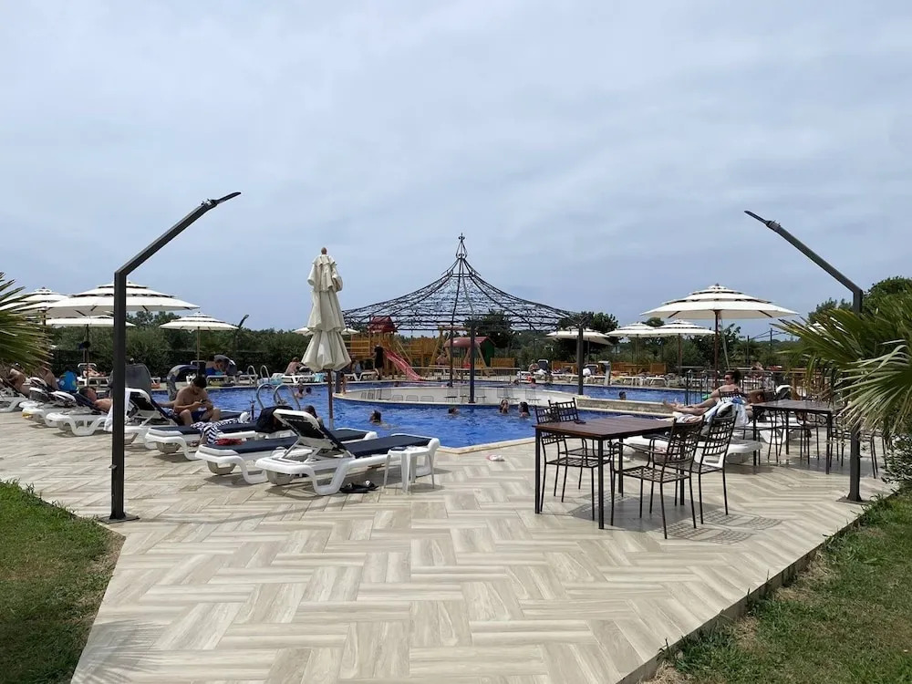 Ульцинь: Imperial Resort