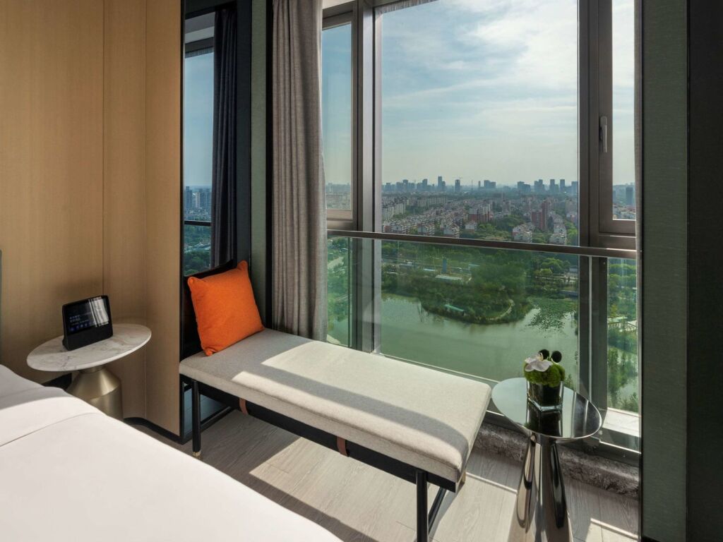 Шанхай: Novotel Shanghai Caohejing