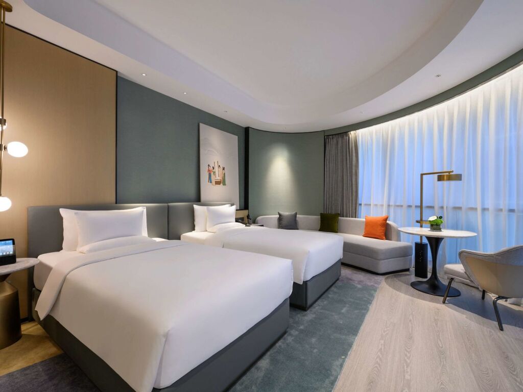 Шанхай: Novotel Shanghai Caohejing