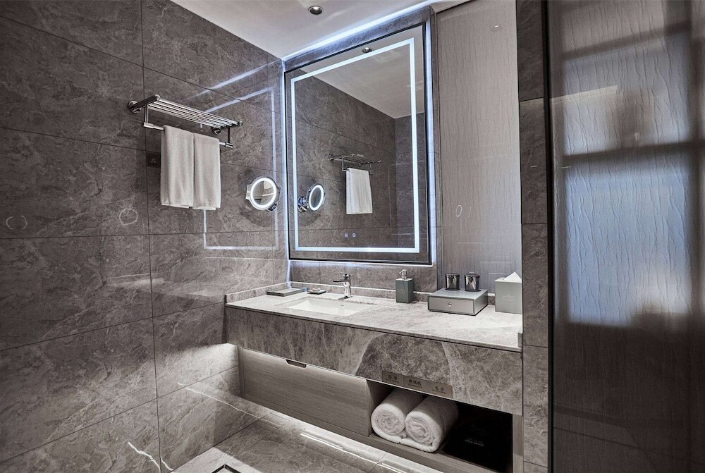 Ибинь: Howard Johnson by Wyndham Tianxiaqiguan Hotel Xingwen