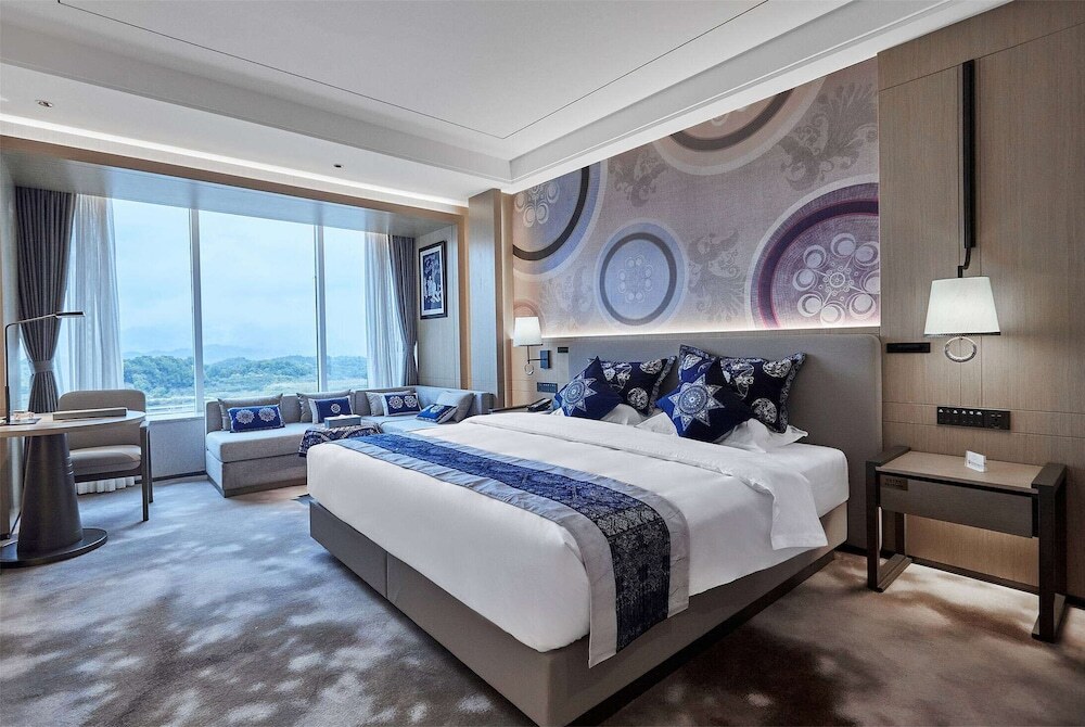 Ибинь: Howard Johnson by Wyndham Tianxiaqiguan Hotel Xingwen