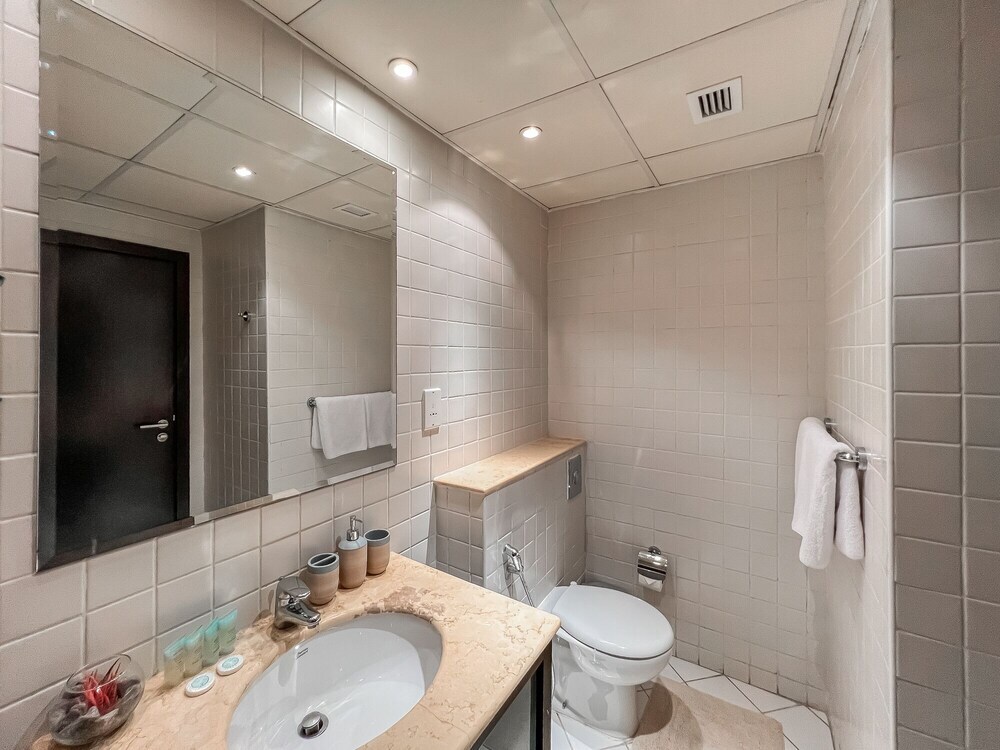Дубай: Luton Vacation Homes Marina Quays Towers, Dubai Marina, Dubai