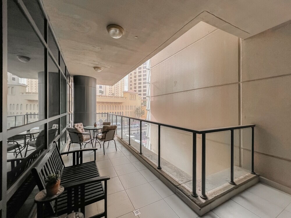 Дубай: Luton Vacation Homes Marina Quays Towers, Dubai Marina, Dubai