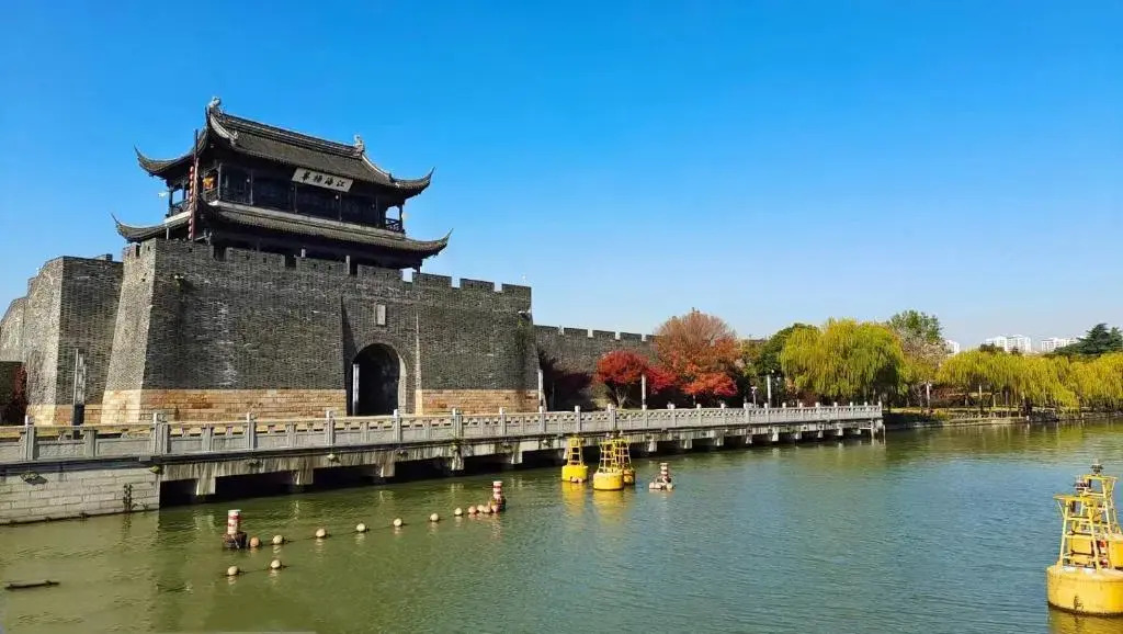 Сучжоу: Suzhou Jade Snow Lodge