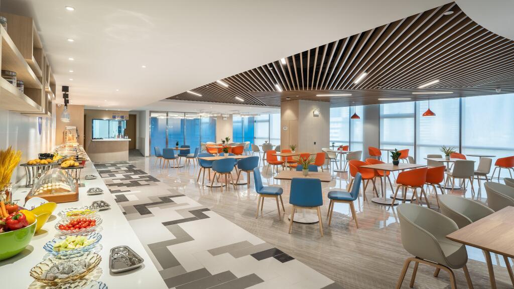 Янгиианг: Holiday Inn Express Yangjiang City Center, an IHG Hotel