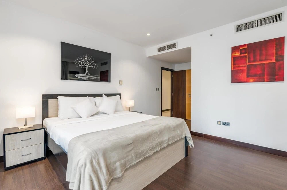 Дубай: Duplex 4BR J B R Architectural Triumphs Beach, Dubai