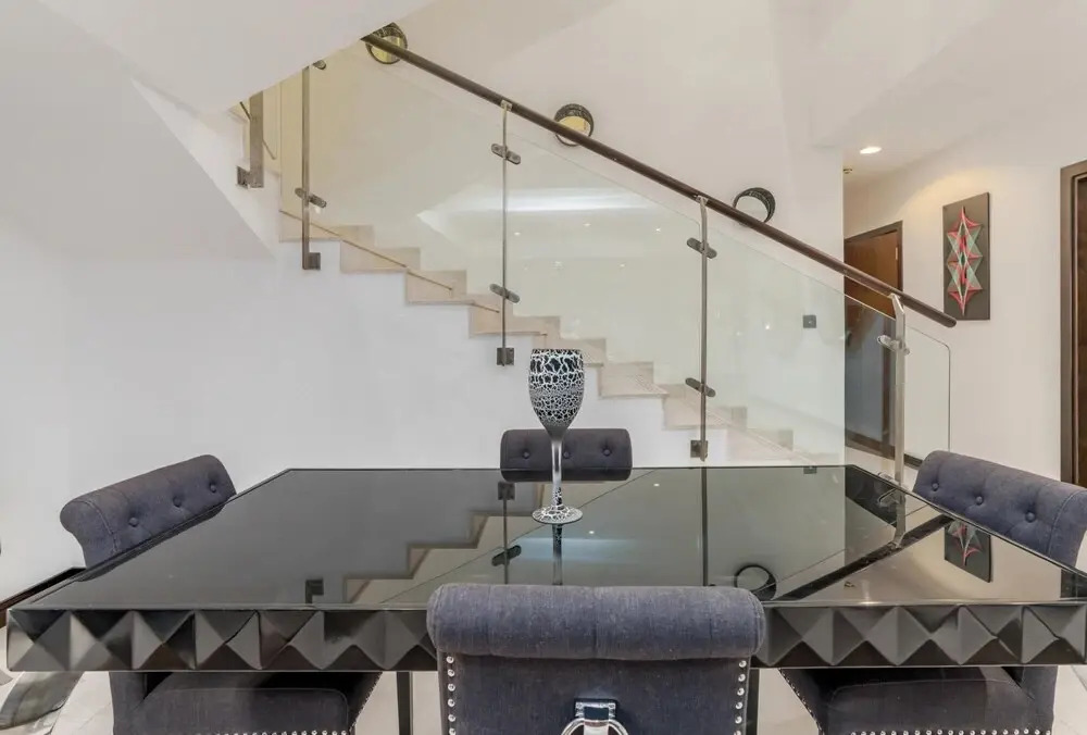 Дубай: Duplex 4BR J B R Architectural Triumphs Beach, Dubai