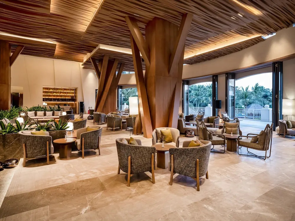 Санья: Holiday Inn Hotel and Suites Sanya Yalong Bay, an IHG Hotel