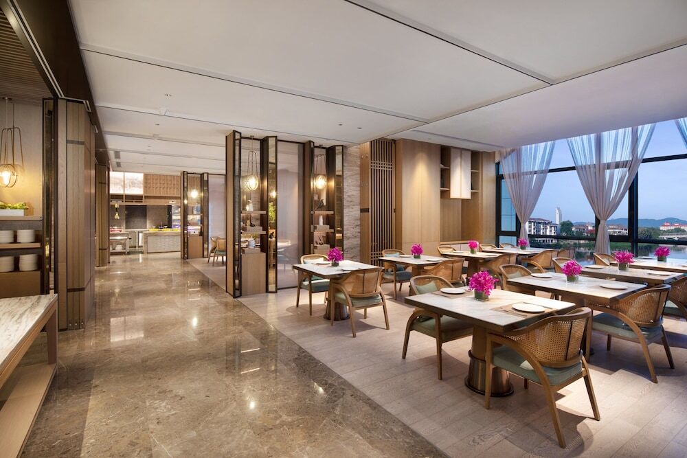 Санья: Holiday Inn Hotel and Suites Sanya Yalong Bay, an IHG Hotel