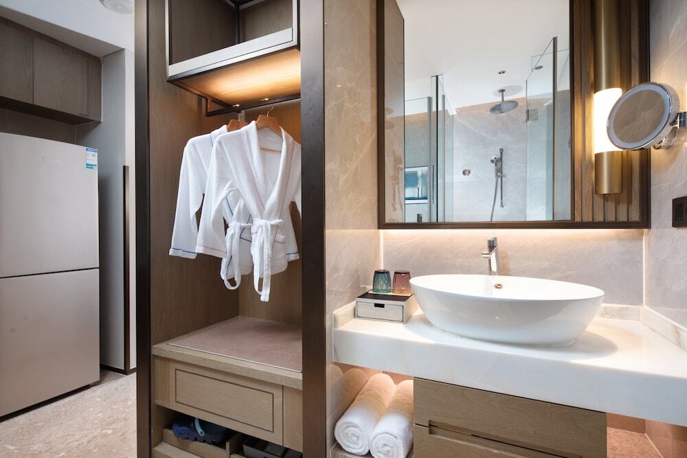 Санья: Holiday Inn Hotel and Suites Sanya Yalong Bay, an IHG Hotel