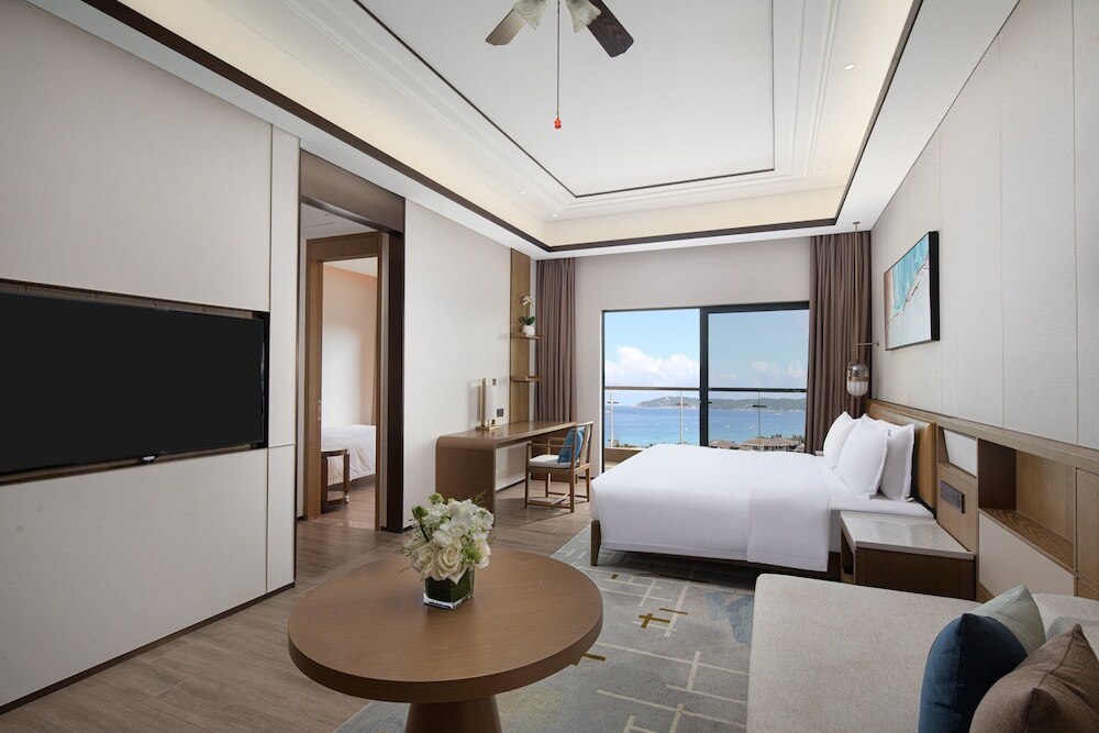 Санья: Holiday Inn Hotel and Suites Sanya Yalong Bay, an IHG Hotel