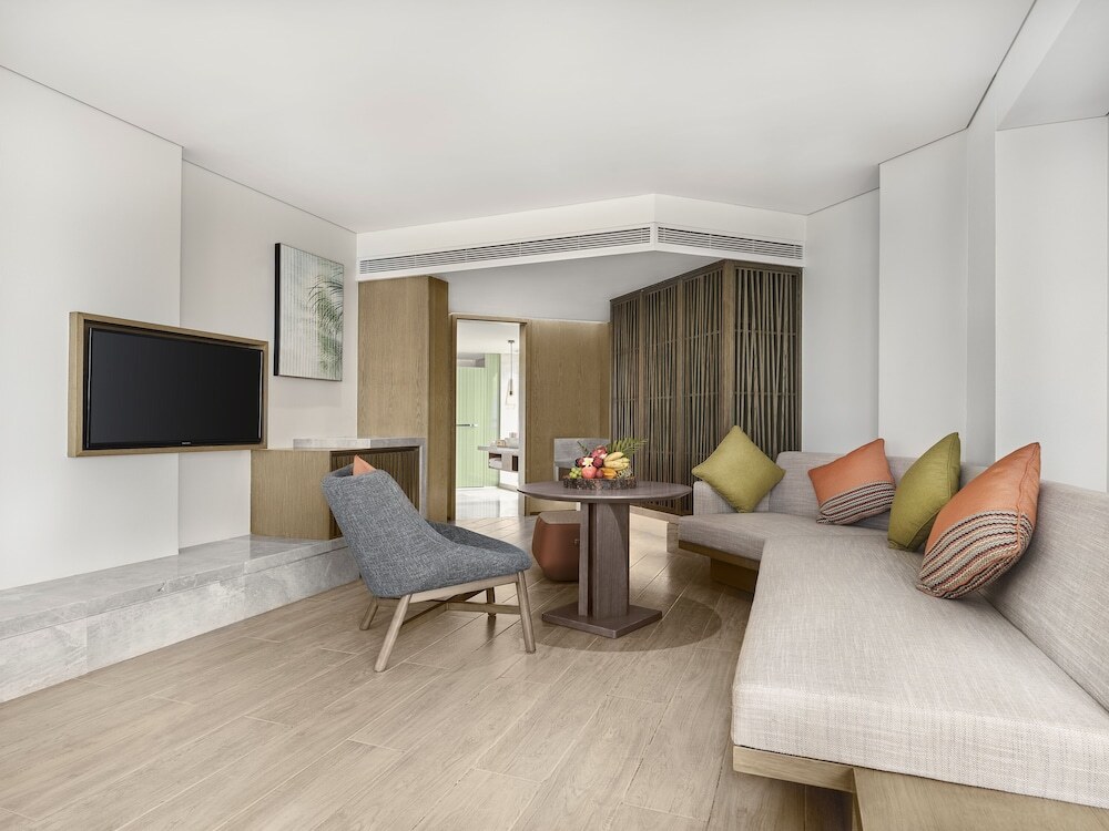 Санья: Holiday Inn Hotel and Suites Sanya Yalong Bay, an IHG Hotel