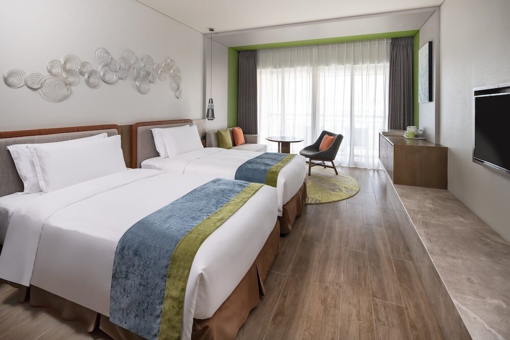 Санья: Holiday Inn Hotel and Suites Sanya Yalong Bay, an IHG Hotel