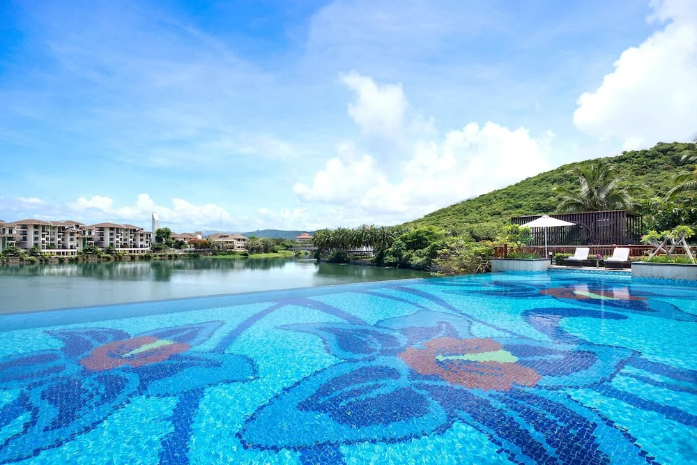 Санья: Holiday Inn Hotel and Suites Sanya Yalong Bay, an IHG Hotel