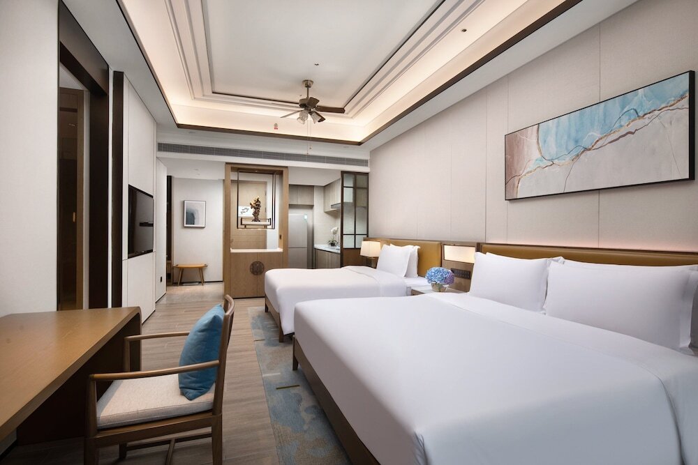 Санья: Holiday Inn Hotel and Suites Sanya Yalong Bay, an IHG Hotel