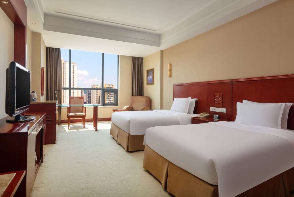 Чунцин: Ramada Plaza by Wyndham Chongqing West