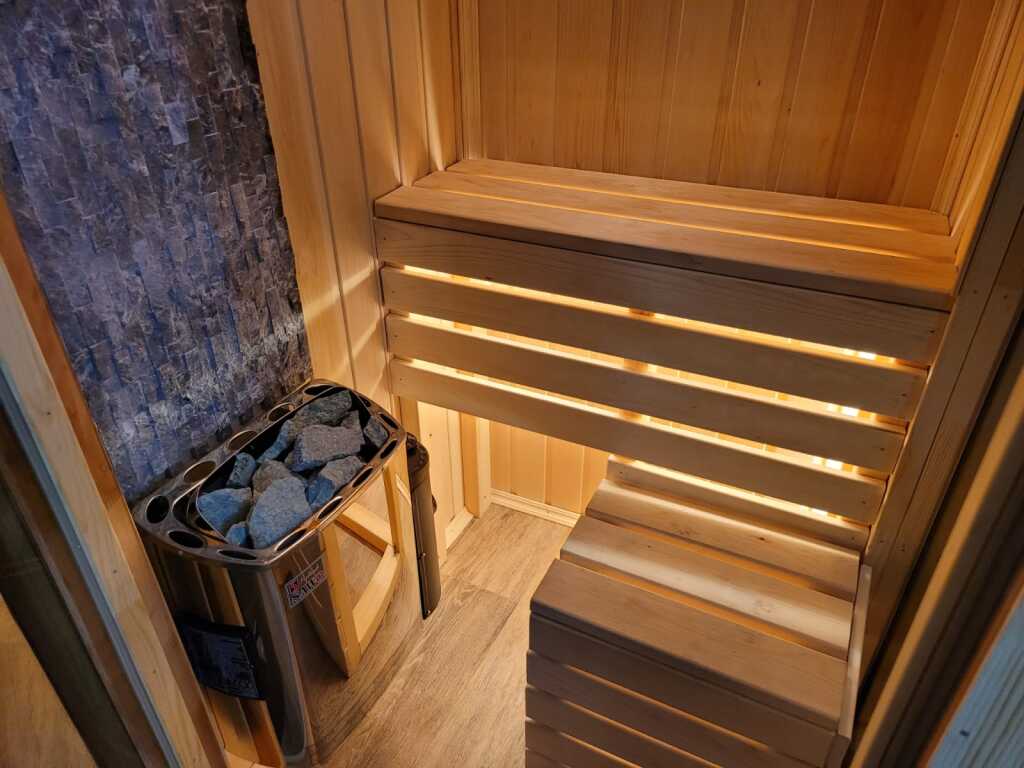 Красноярск: Квартира Spa Loft с сауной и джакузи в жк Scandis