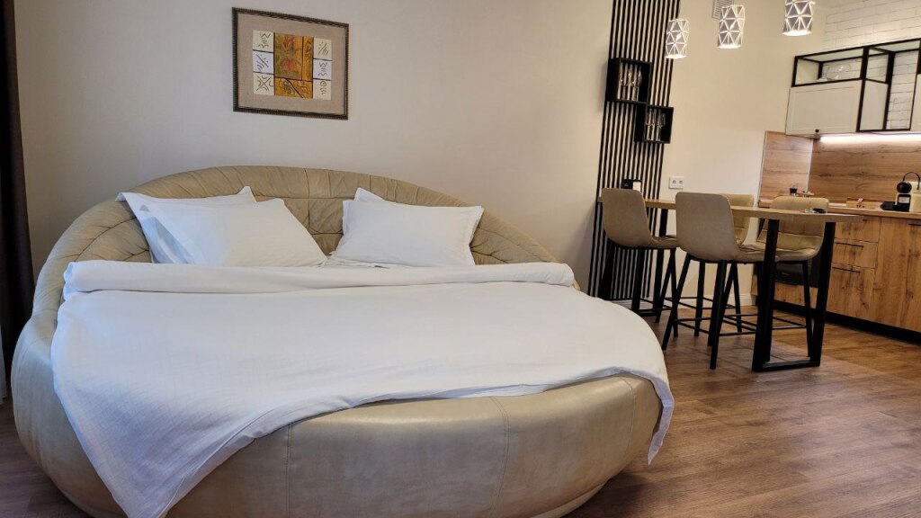 Красноярск: Квартира Spa Loft с сауной и джакузи в жк Scandis