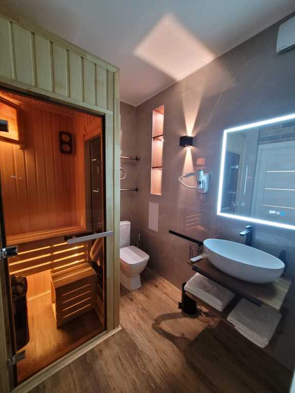 Красноярск: Квартира Spa Loft с сауной и джакузи в жк Scandis