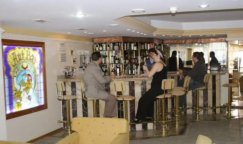 Тургутрейс: Ant Hotel