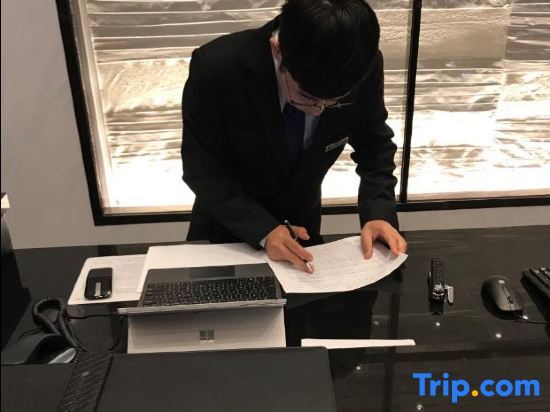 carousel image 3