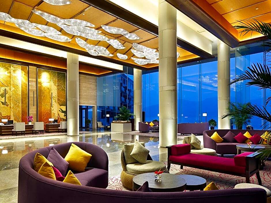Хуаншань: Crowne Plaza Huangshan Taiping Lake