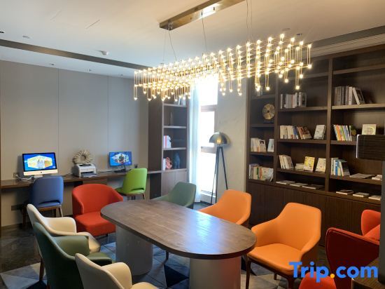 Шаоксинг: Hampton by Hilton Shaoxing Ying'enmen