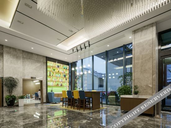Чанша: Hampton by Hilton Changsha Dongying Square