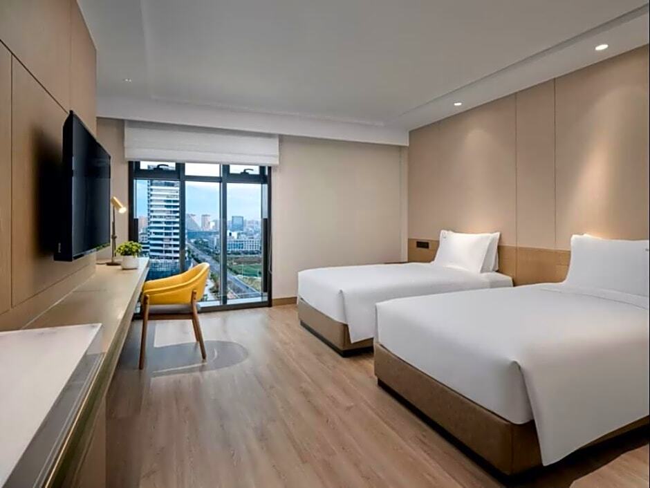 Сучжоу: Holiday Inn & Suites Kunshan Huaqiao