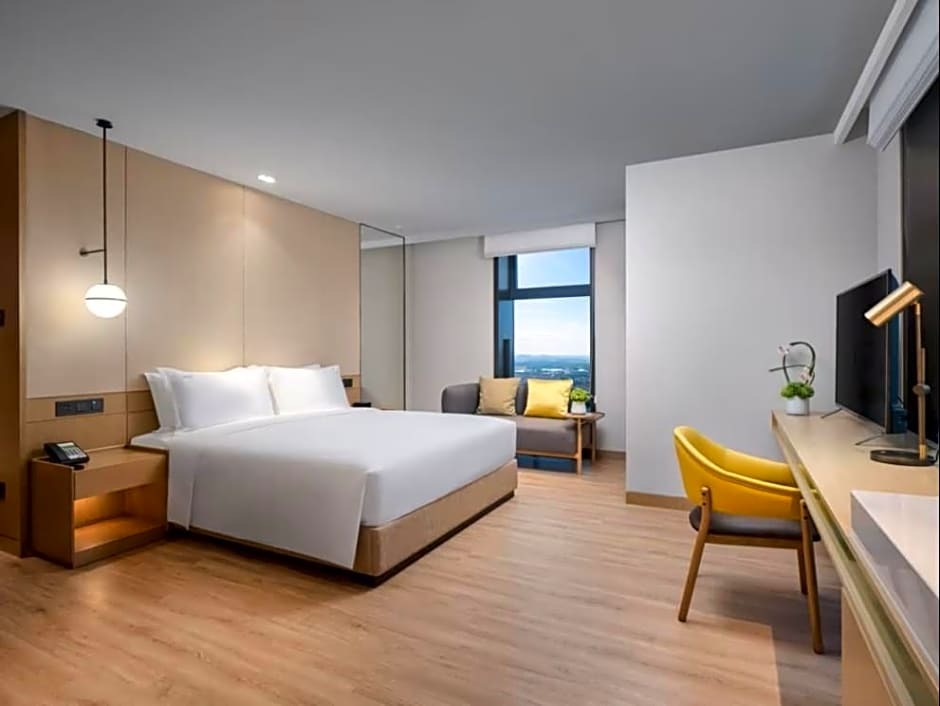 Сучжоу: Holiday Inn & Suites Kunshan Huaqiao