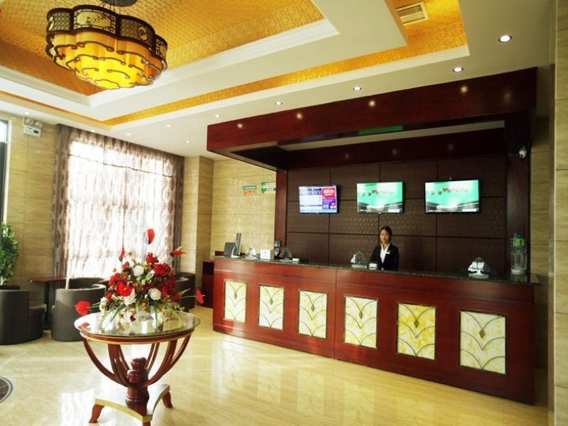 Лоян: GreenTree Inn Luoyang Yichuan County Yilong Avenue Express Hotel