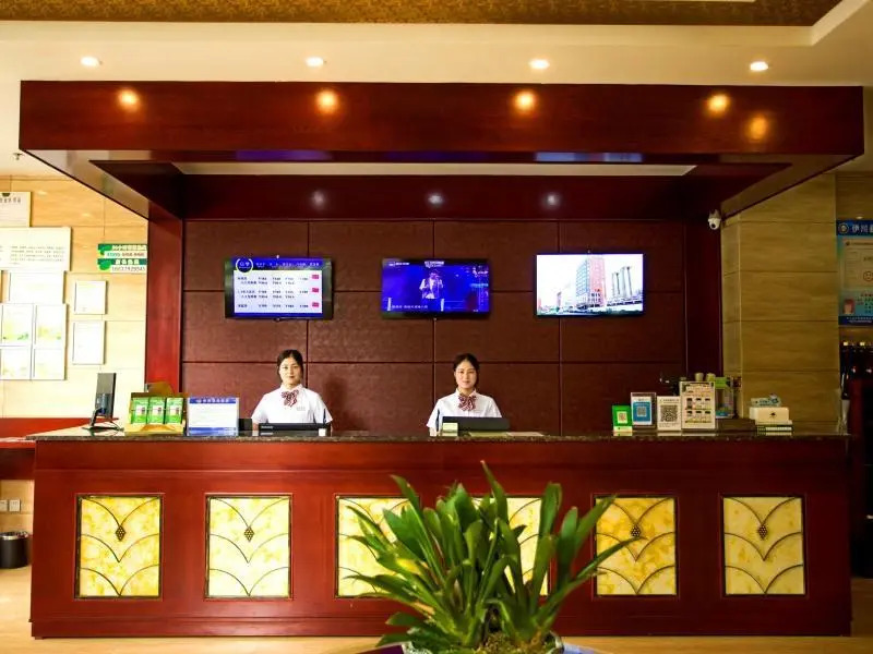Лоян: GreenTree Inn Luoyang Yichuan County Yilong Avenue Express Hotel