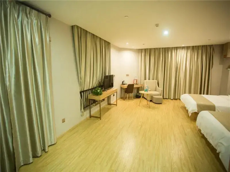 Чжоушань: GreenTree Inn Zhoushan Bai Quan Profusion Plaza Express Hotel