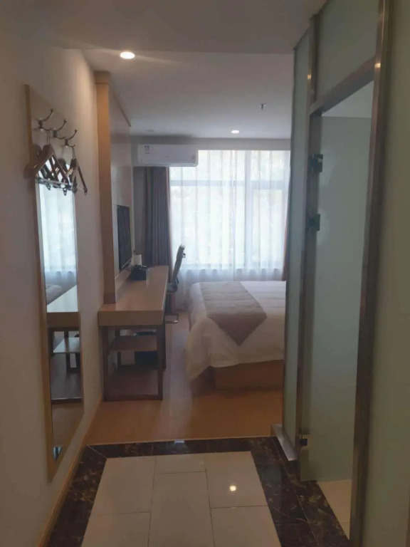 Лянфан: GreenTree Inn Langfang Dachang Film City Express Hotel