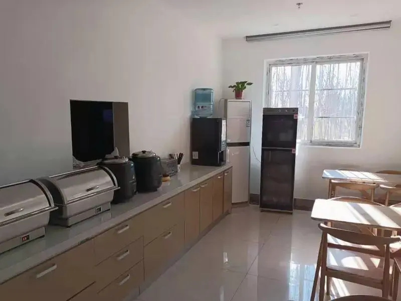 Лянфан: GreenTree Inn Langfang Dachang Film City Express Hotel