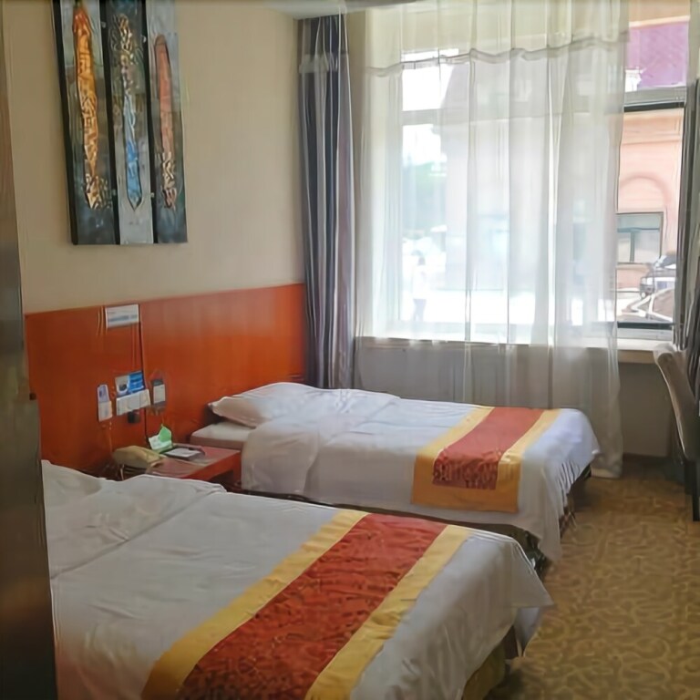 Хэйхэ: Xinquanshan Hot Spring Hotel