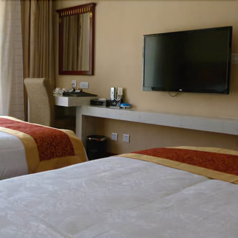 Хэйхэ: Xinquanshan Hot Spring Hotel